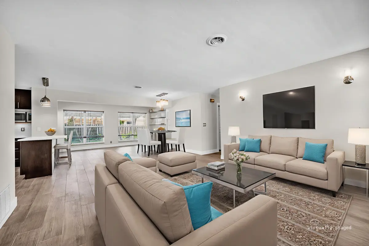 VS-4 at 921 SE 15th Court, Deerfield Beach