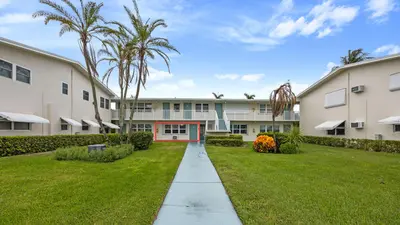 200 Horizons 106, Boynton Beach – Condominium for sale