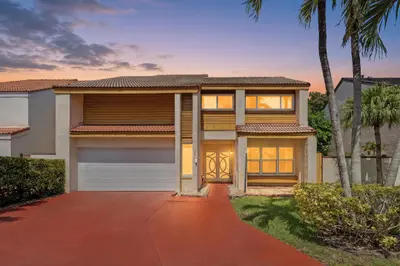 8811 SW 150th Place Circle, Miami – Single Family Residence for sale