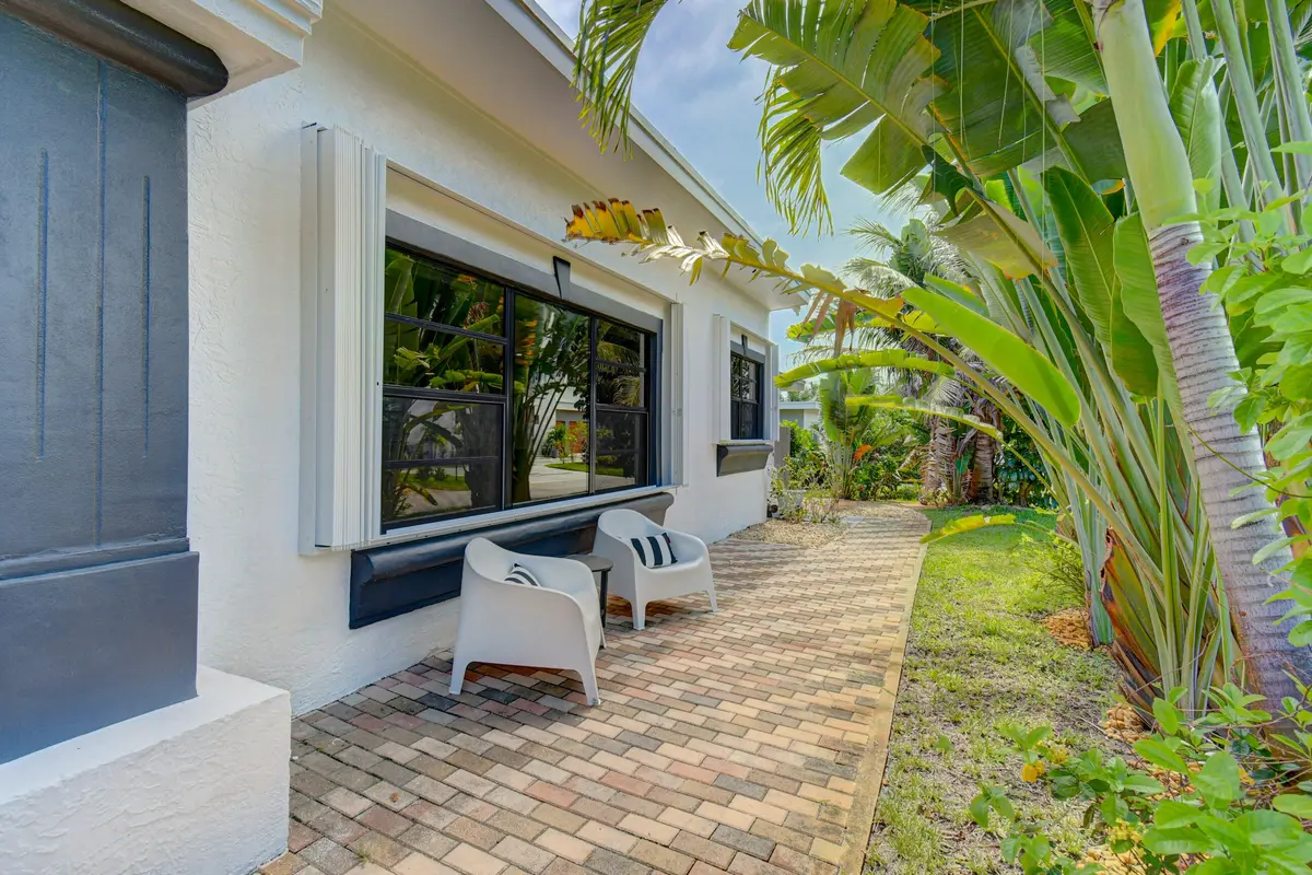 06_dsc_5978_79_80_81_82 at 230 Seacrest Lane, Delray Beach