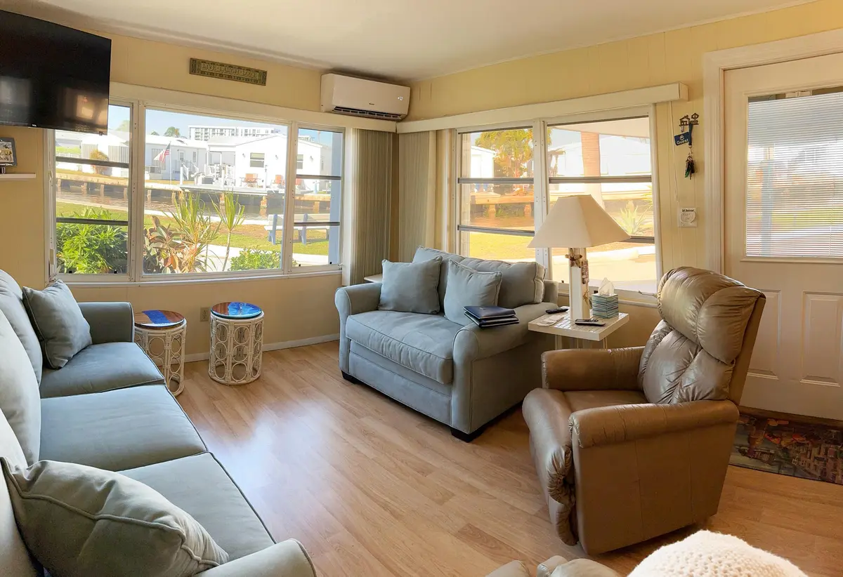living room at 208 Flamingo Drive, Briny Breezes