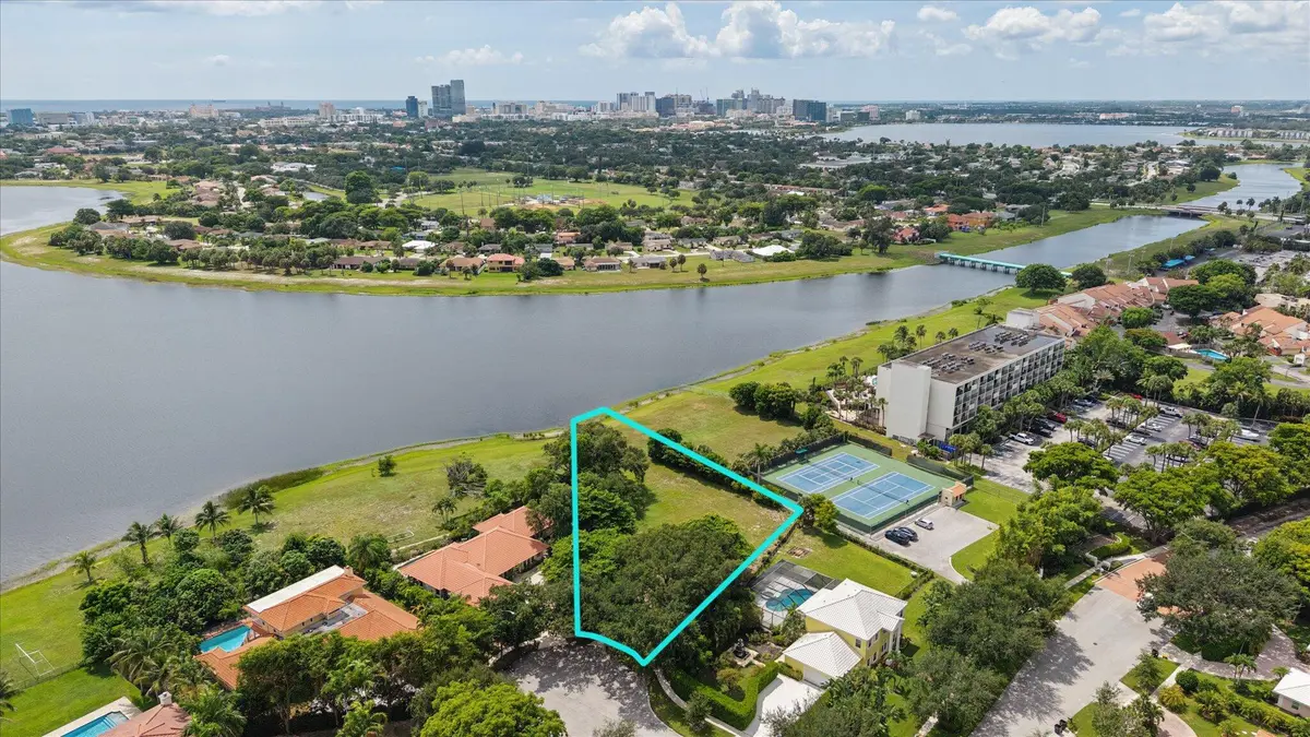 08-Bowes-10 Sunningdale Cir-8 at 10 Sunningdale Circle, West Palm Beach