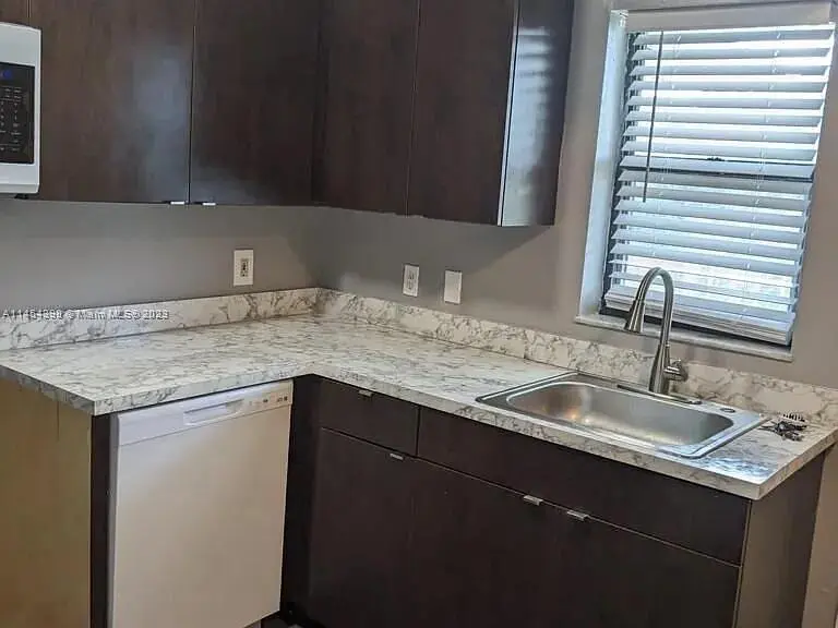 209c1a9bca241fa8d7eb9d8b1847006c-cc_ft_7 at 617 IXORIA Avenue 2, Fort Pierce