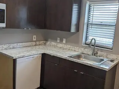 617 IXORIA Avenue 2, Fort Pierce – Apartment for rent