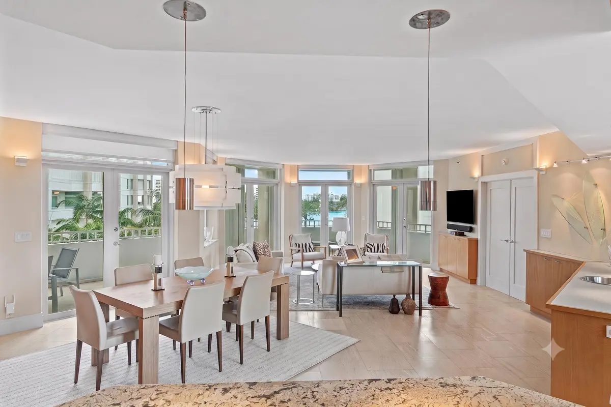 008-300Southeast5thAvenue-4140-BocaRaton at 300 SE 5th Avenue 4140, Boca Raton