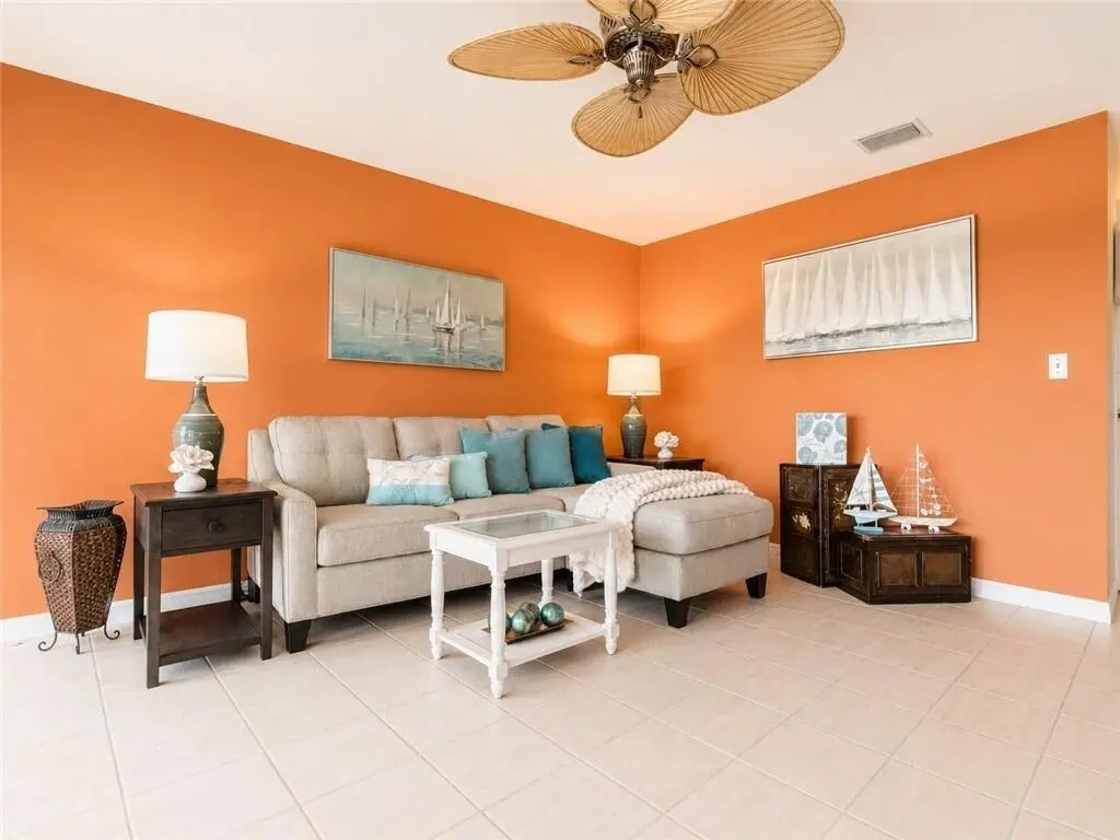 4A at 55 WOODLAND Drive 206, Vero Beach