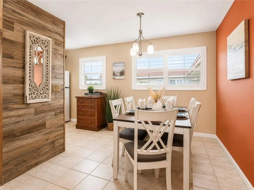 6A at 55 WOODLAND Drive 206, Vero Beach