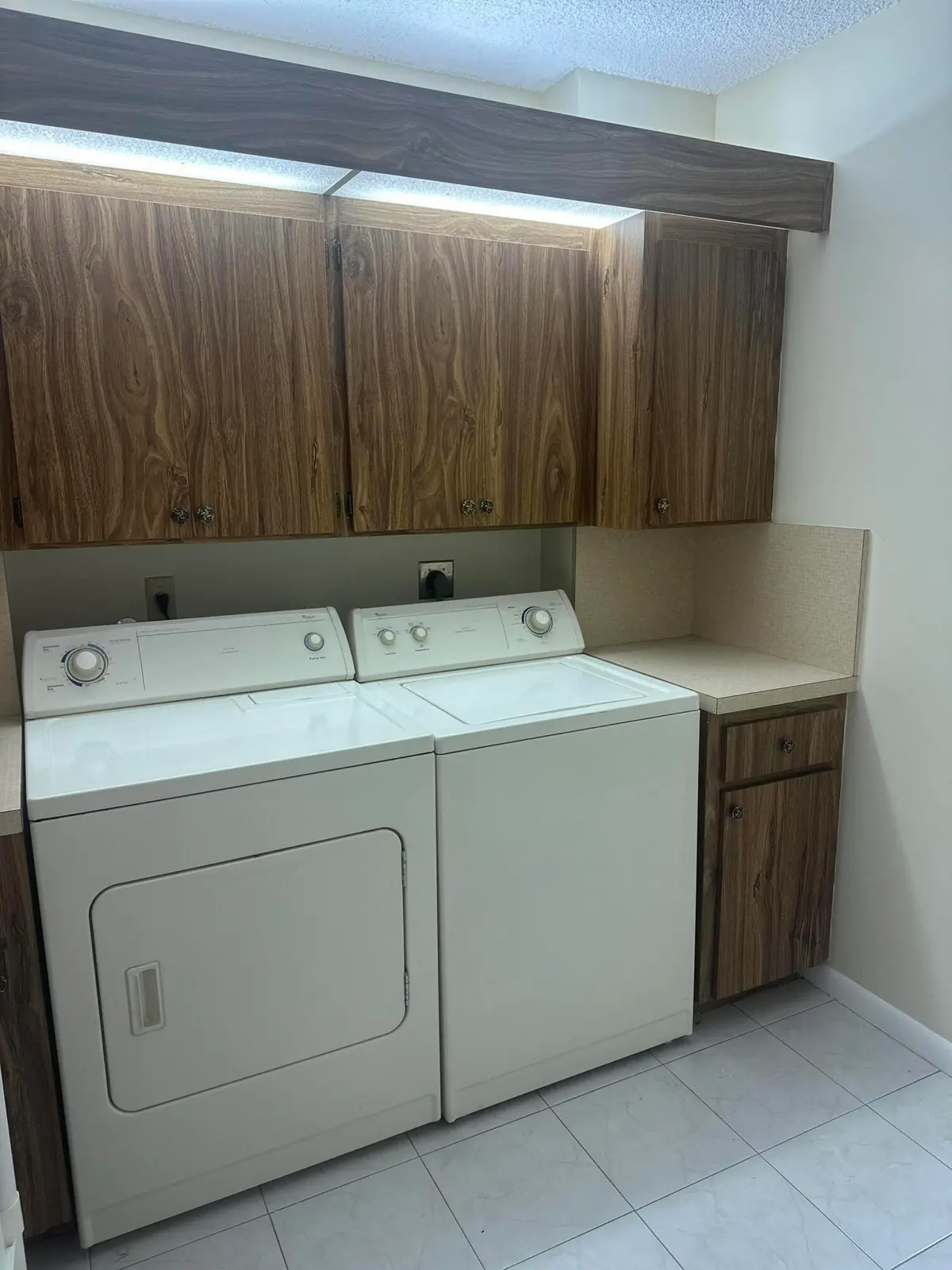 Laundry room at 3507 VILLAGE Boulevard 302, West Palm Beach