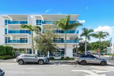 1 S PALMWAY 203, Lake Worth Beach – Condominium for rent