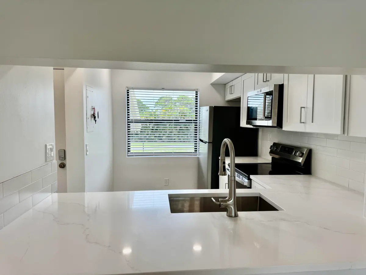 IMG_4723 at 6962 Briarlake Circle 203, Palm Beach Gardens
