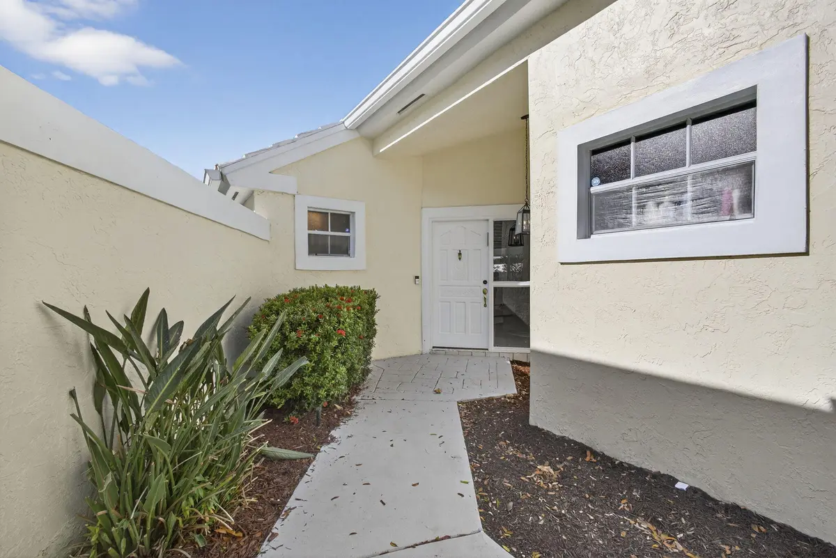 7-web-or-mls-BS1A5330 at 18 SELBY Lane, Palm Beach Gardens