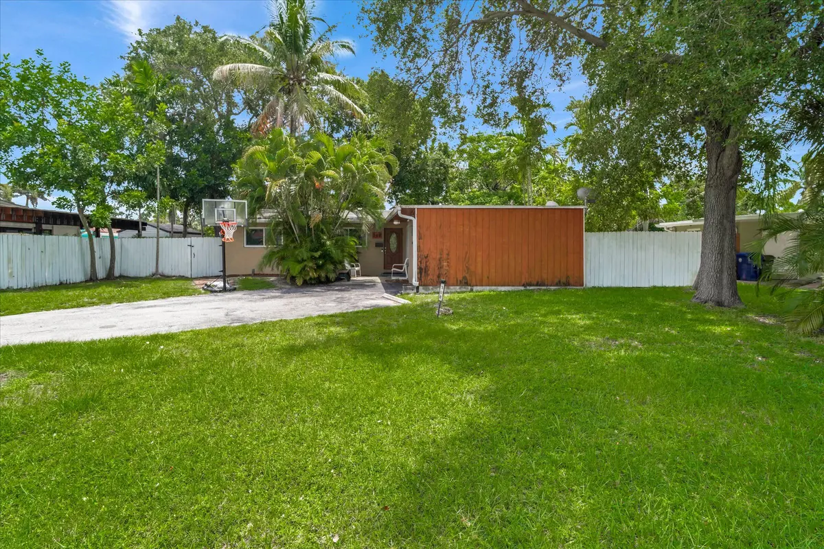 02-308 NW 27th Street-2 at 308 NW 27TH Street, Wilton Manors