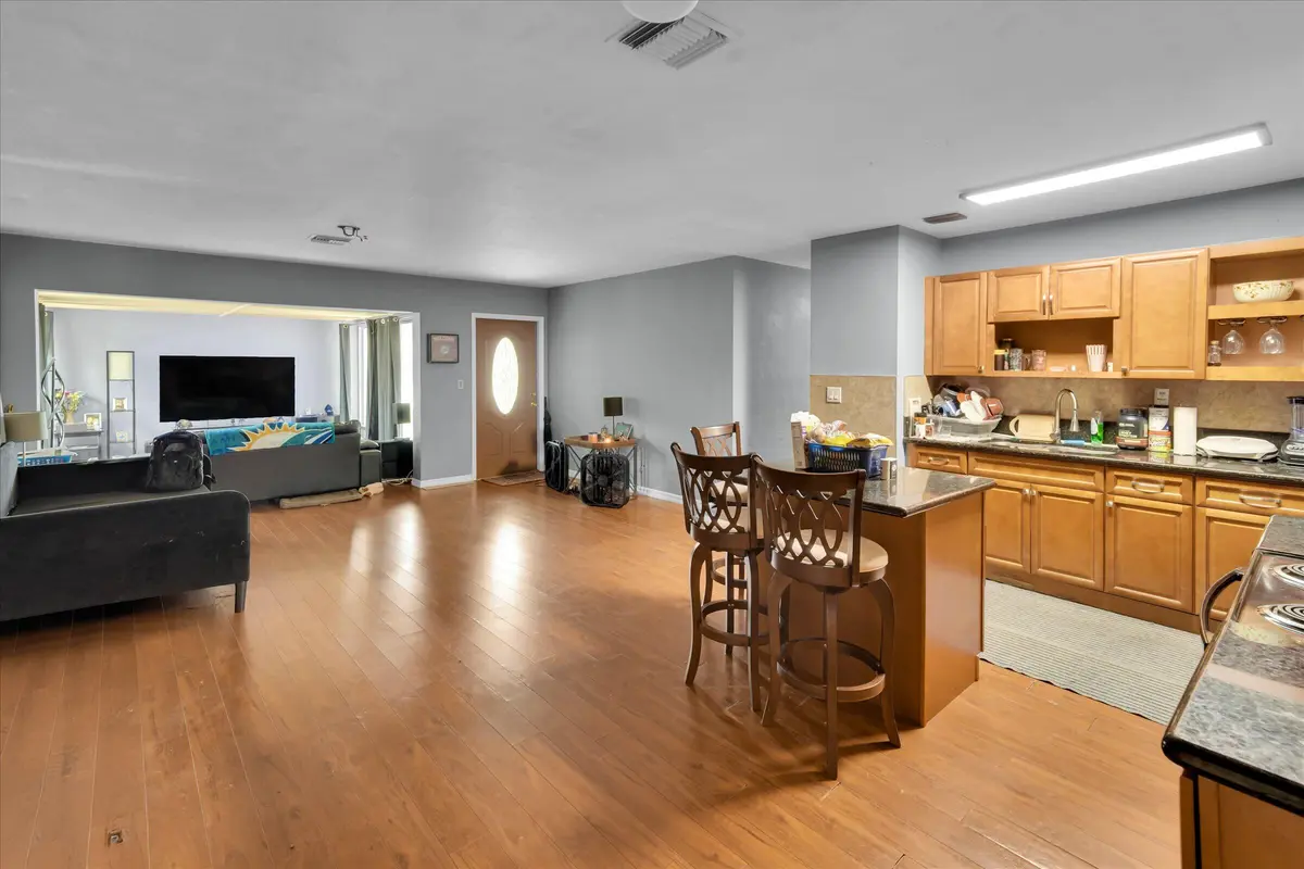 13-308 NW 27th Street-13 at 308 NW 27TH Street, Wilton Manors
