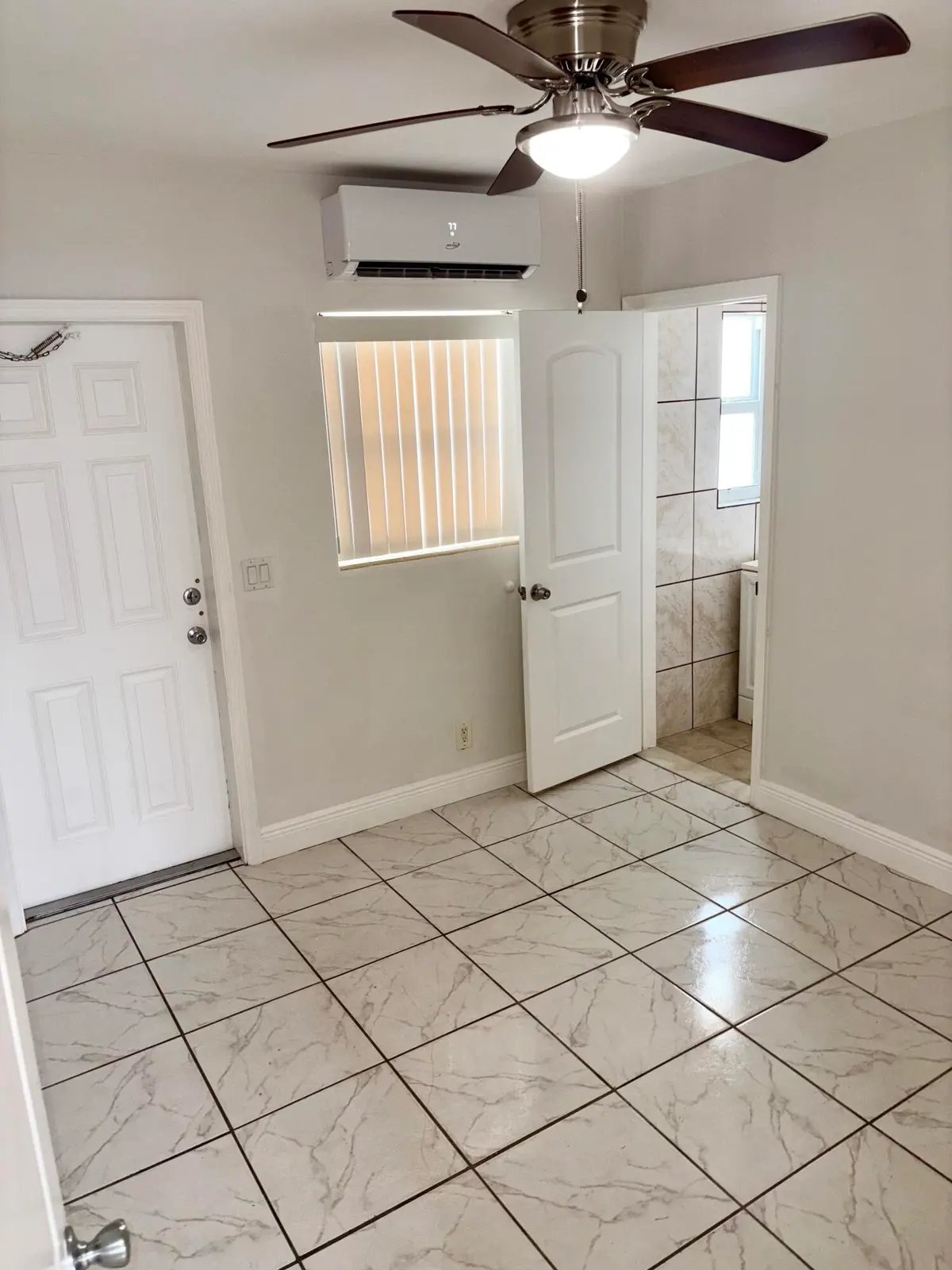 Bedroom 1 at 417 NE 2nd Street, Boynton Beach