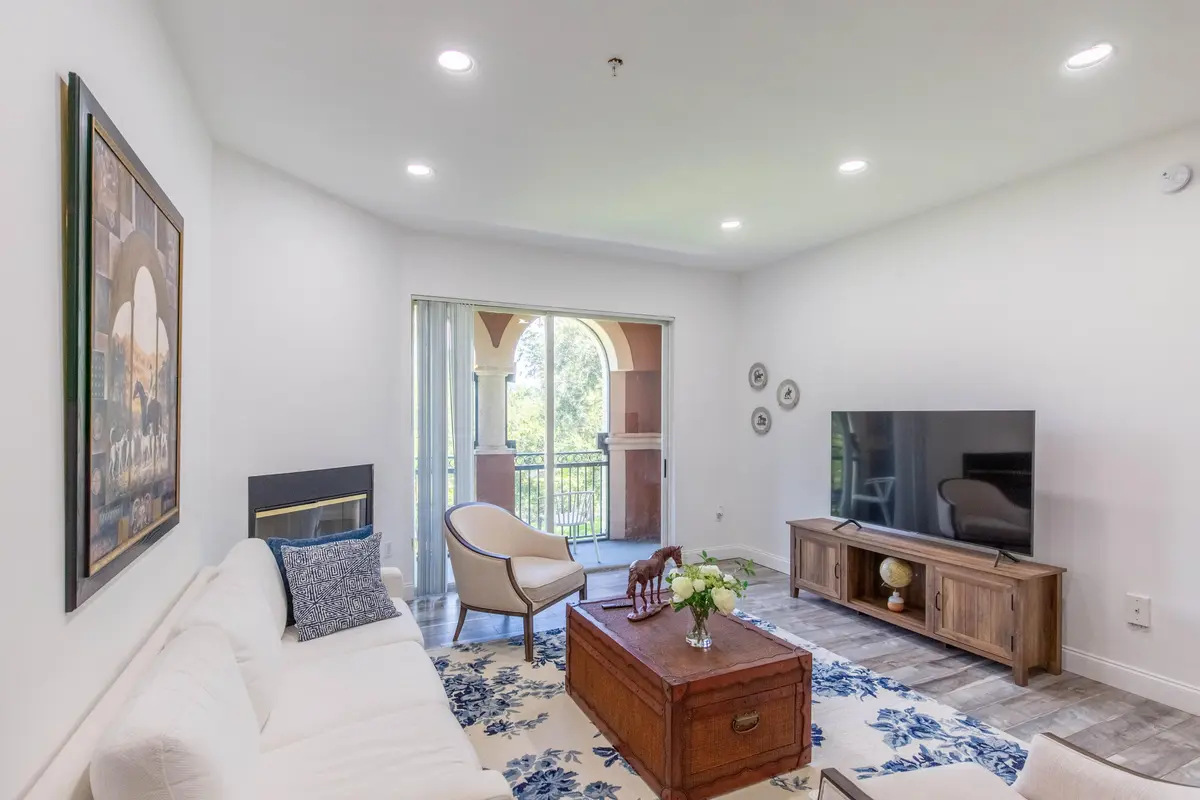 11790 SAINT ANDREWS Place 305, Wellington, FL – photo 6