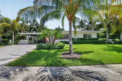 335 NE 7th Street, Boca Raton – Single Family Residence for sale