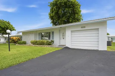8212 NW 12th Court, Plantation – Single Family Residence for sale