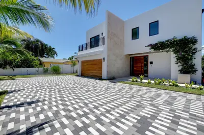 855 NW 4th Avenue, Boca Raton – sold