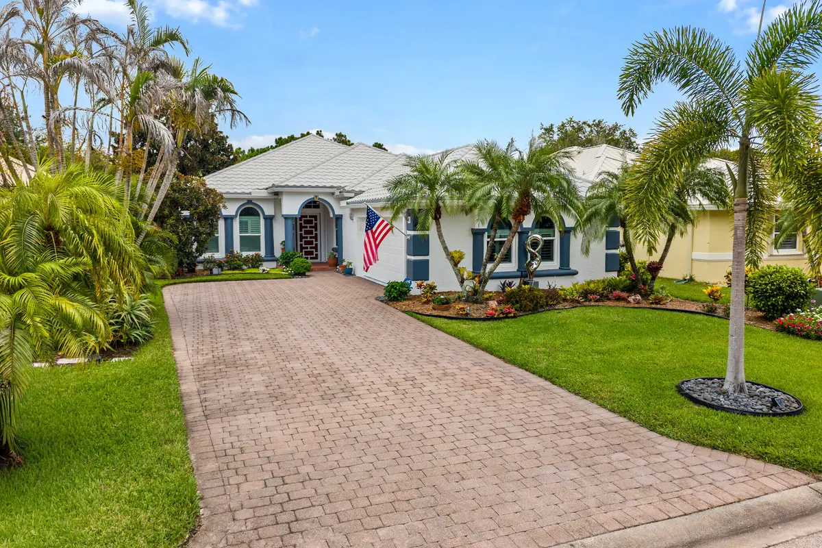 File.2.1 at 4603 NW RED MAPLE Drive, Jensen Beach