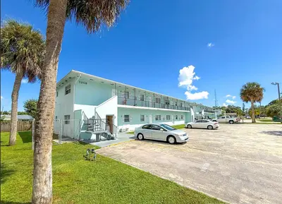 3208 LOUISIANA Avenue, Fort Pierce – Apartment for rent