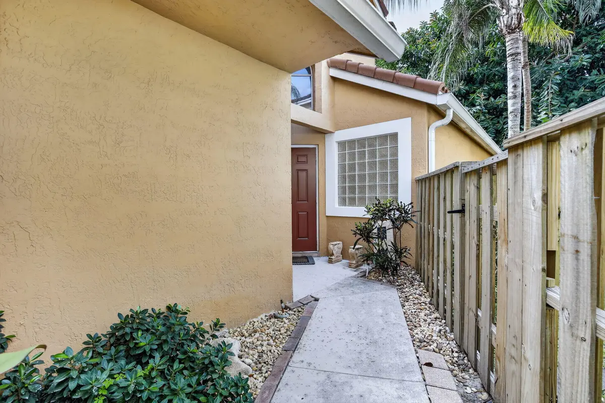 5-web-or-mls-_A7A3163 at 10124 NW 4th Street, Plantation