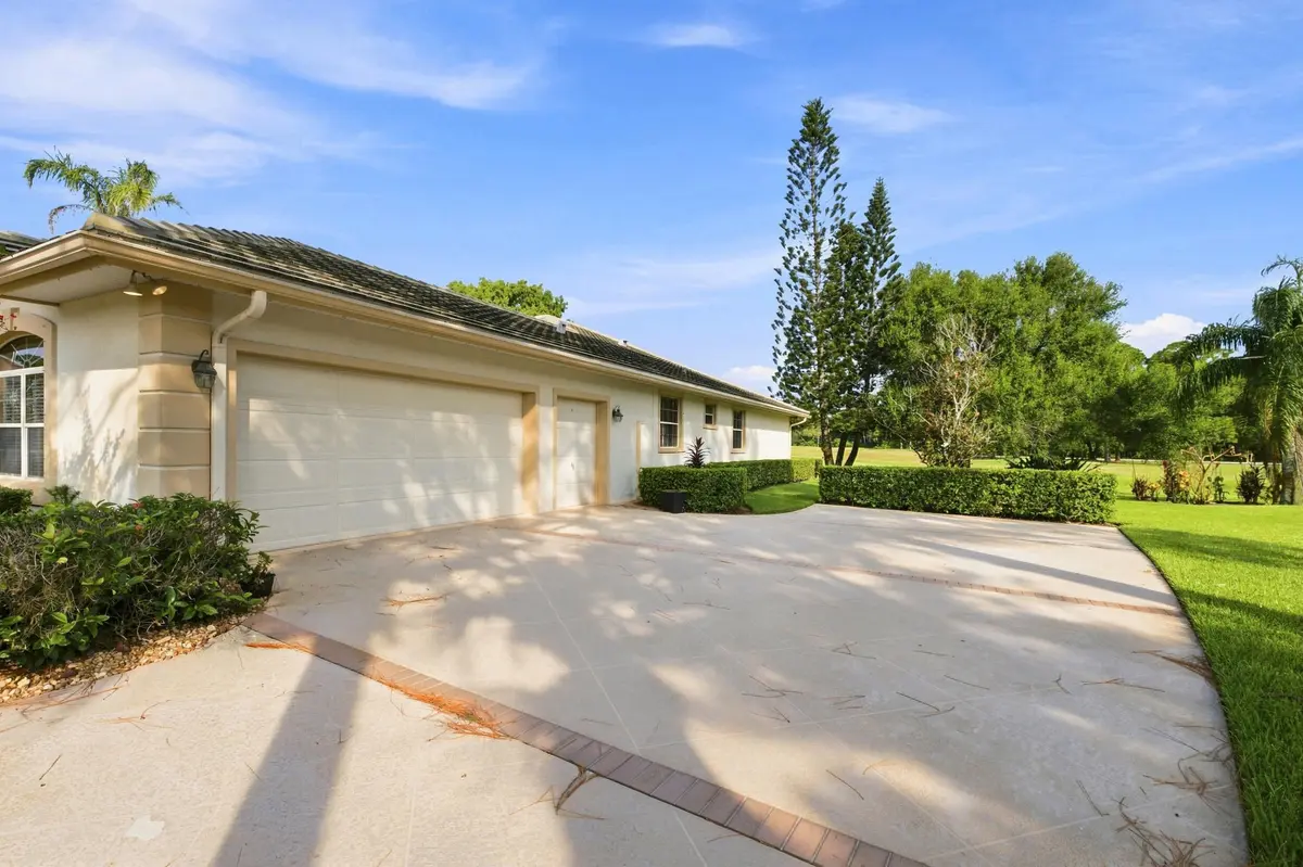 9_smg00220 at 3608 TWIN LAKES Terrace, Fort Pierce