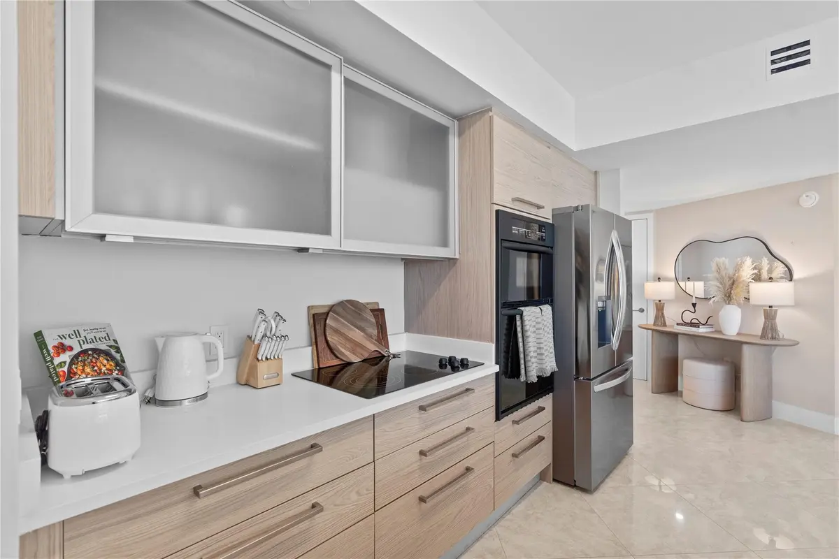Photo 8 at 1830 S Ocean Drive 1006, Hallandale Beach