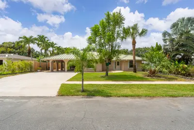 1045 Coral Drive, Boynton Beach – sold