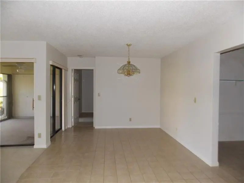 Photo 6 at 3559 COCOPLUM Circle, Coconut Creek