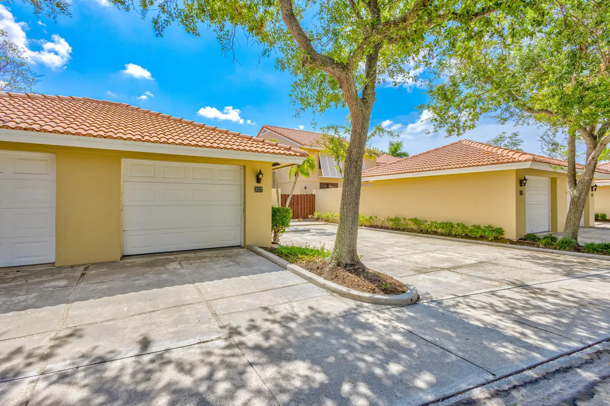 05_5d1a2262_3_4_5_6 at 227 OLD MEADOW Way, Palm Beach Gardens
