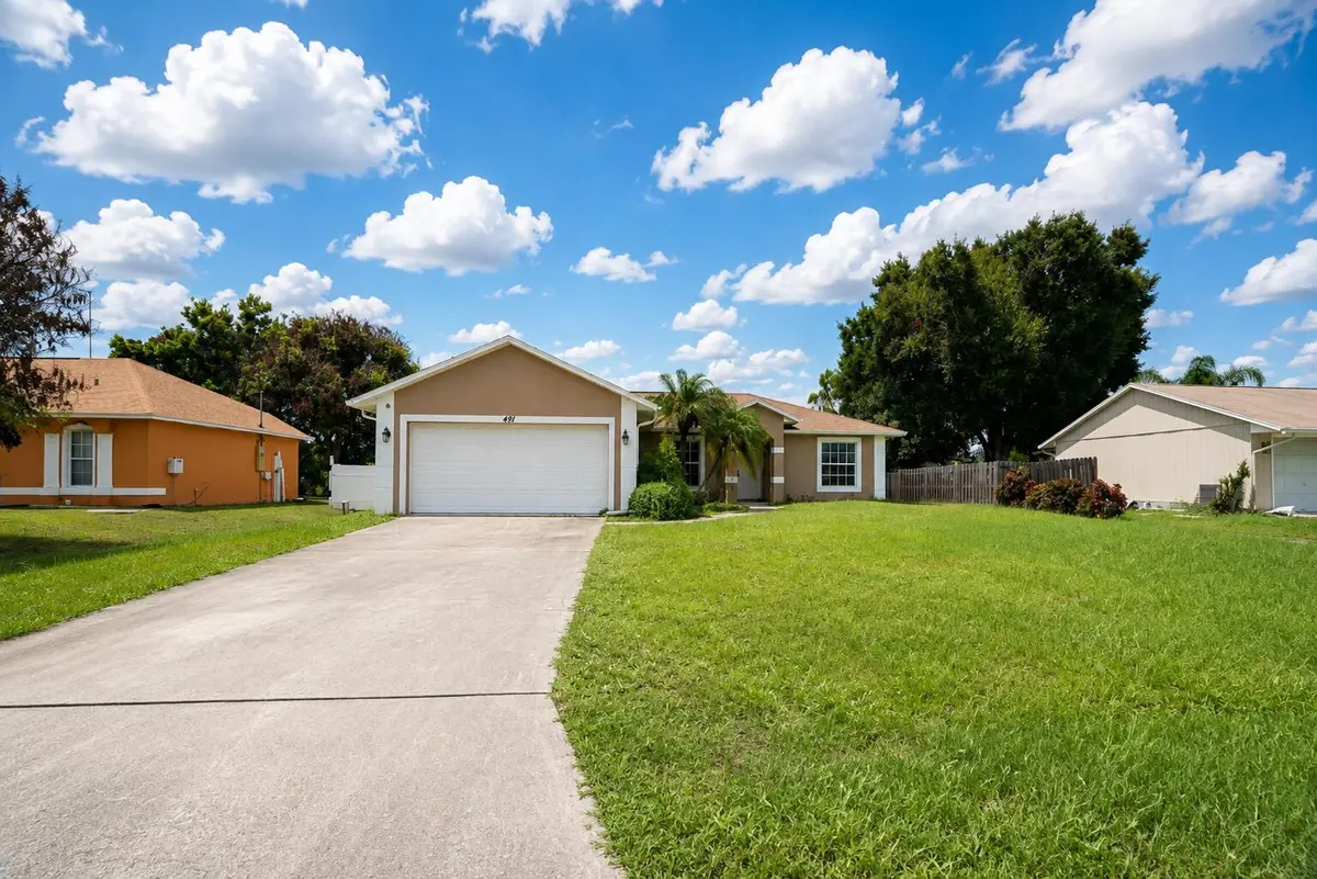 IMG_8597 at 491 SE STARFLOWER Avenue, Port St. Lucie