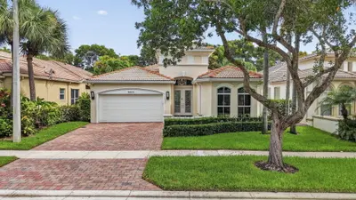 9469 Via Elegante, Wellington – Single Family Residence for sale