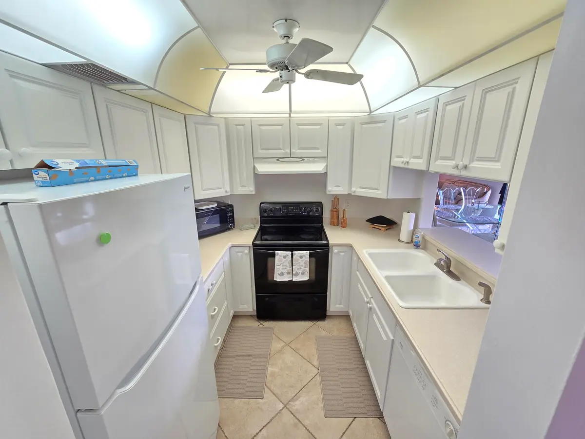 1935 Cobia Drive 103E, Vero Beach, FL – photo 6