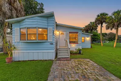 4966 Deanna Lane, Fort Pierce – Manufactured Home for sale