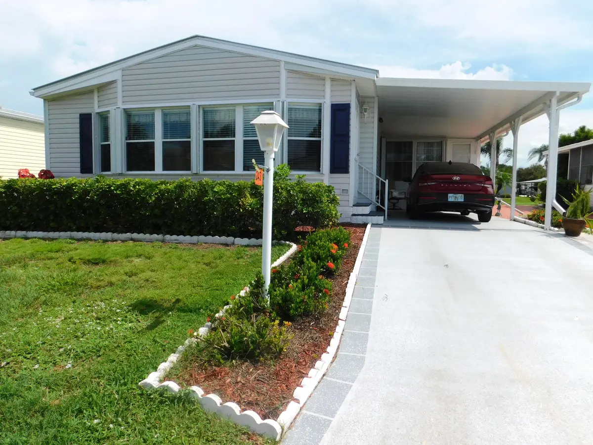 DSCN0982 at 243 Sea Conch Place, Fort Pierce