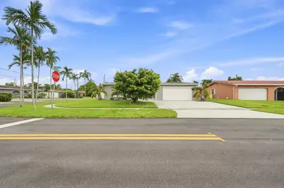 8481 NW 24TH Street, Sunrise – Single Family Residence for sale