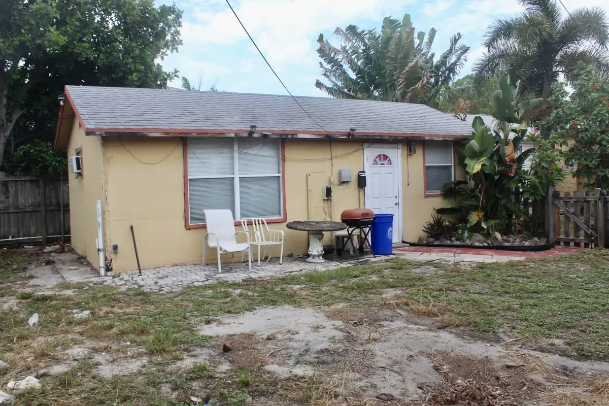 IMG_7114 at 519 N J Street, Lake Worth Beach