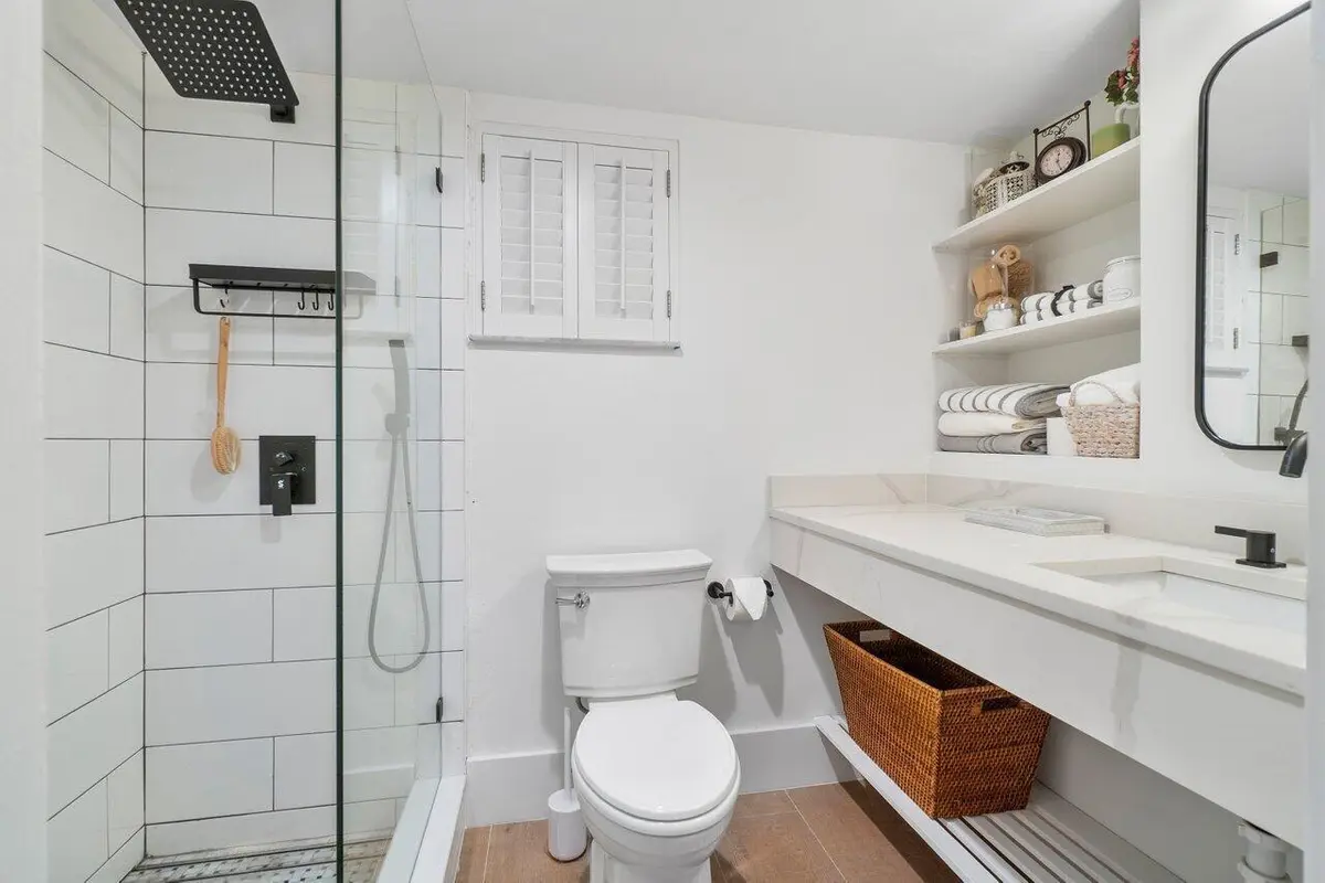 Bathroom at 13334 Polo Club Road 208, Wellington