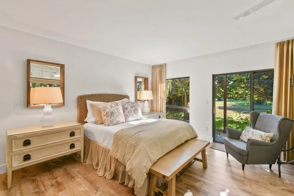 20240726225751598042000000-o at 13334 Polo Club Road 231, Wellington