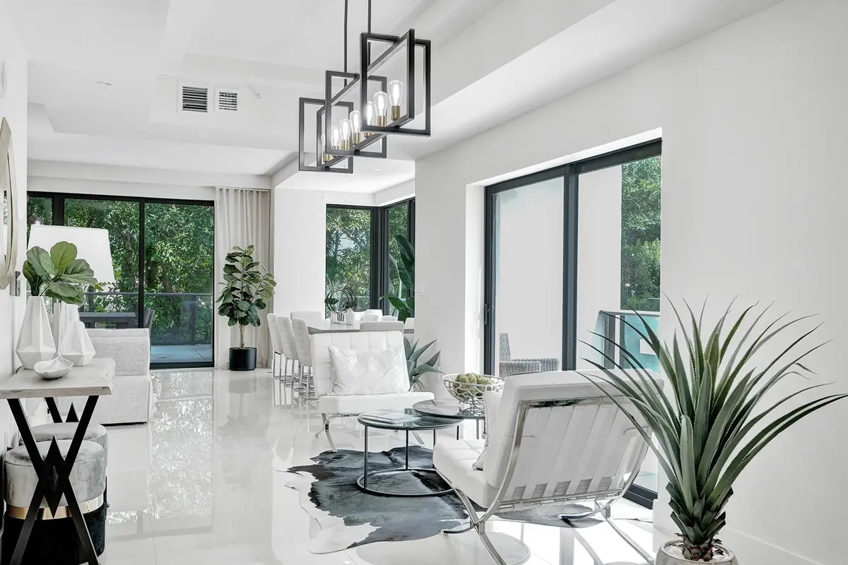 Sun Room at 3040 N Ocean Boulevard N106, Fort Lauderdale