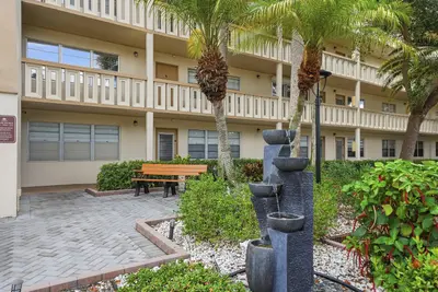 2405 Antigua Circle L1, Coconut Creek – Condominium for sale