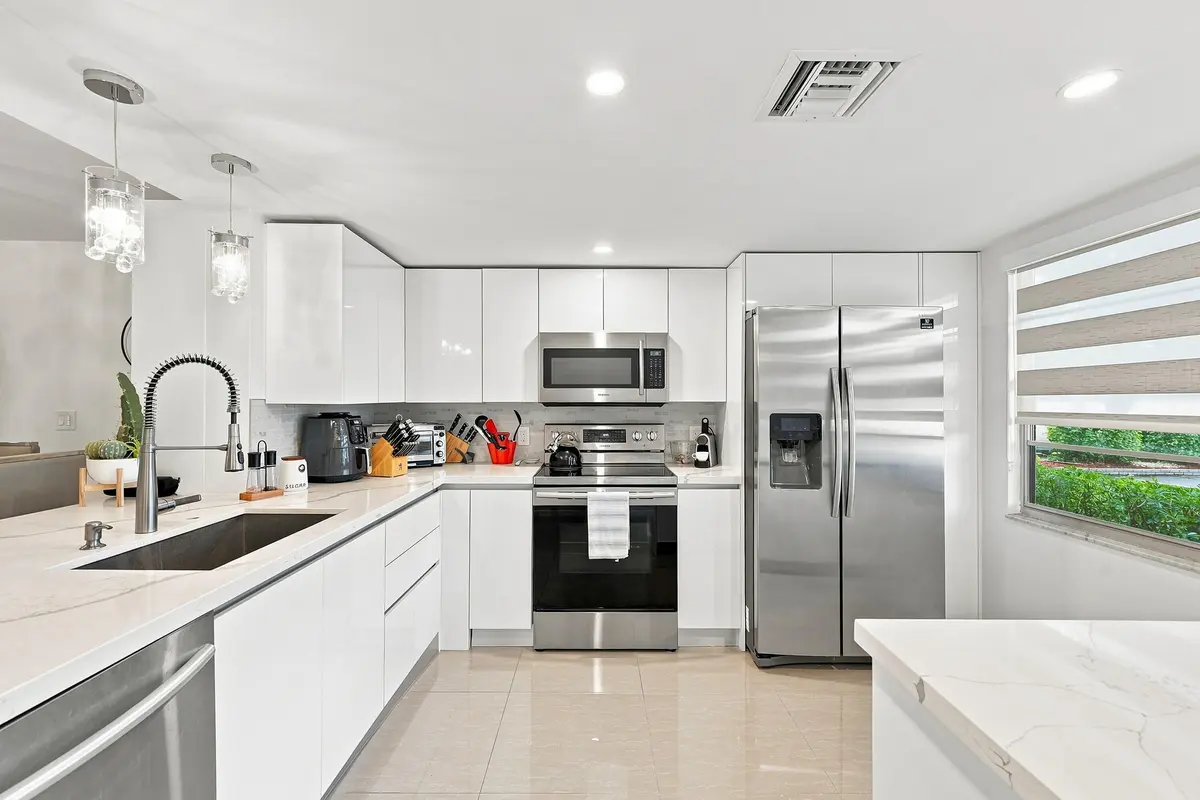 Kitch2 at 2405 Antigua Circle L1, Coconut Creek
