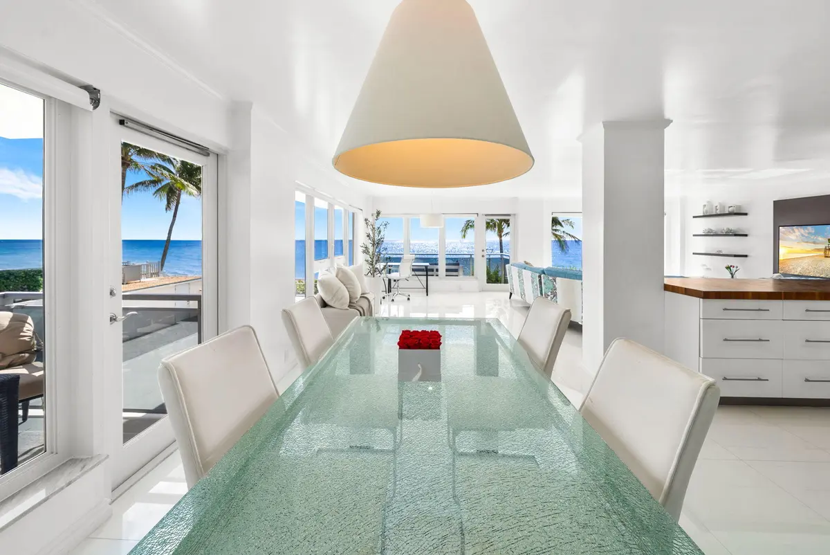 Great Room at 2066 N OCEAN Boulevard 2NE, Boca Raton