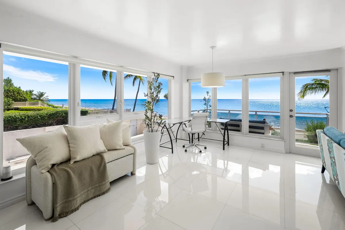 Great Room at 2066 N OCEAN Boulevard 2NE, Boca Raton