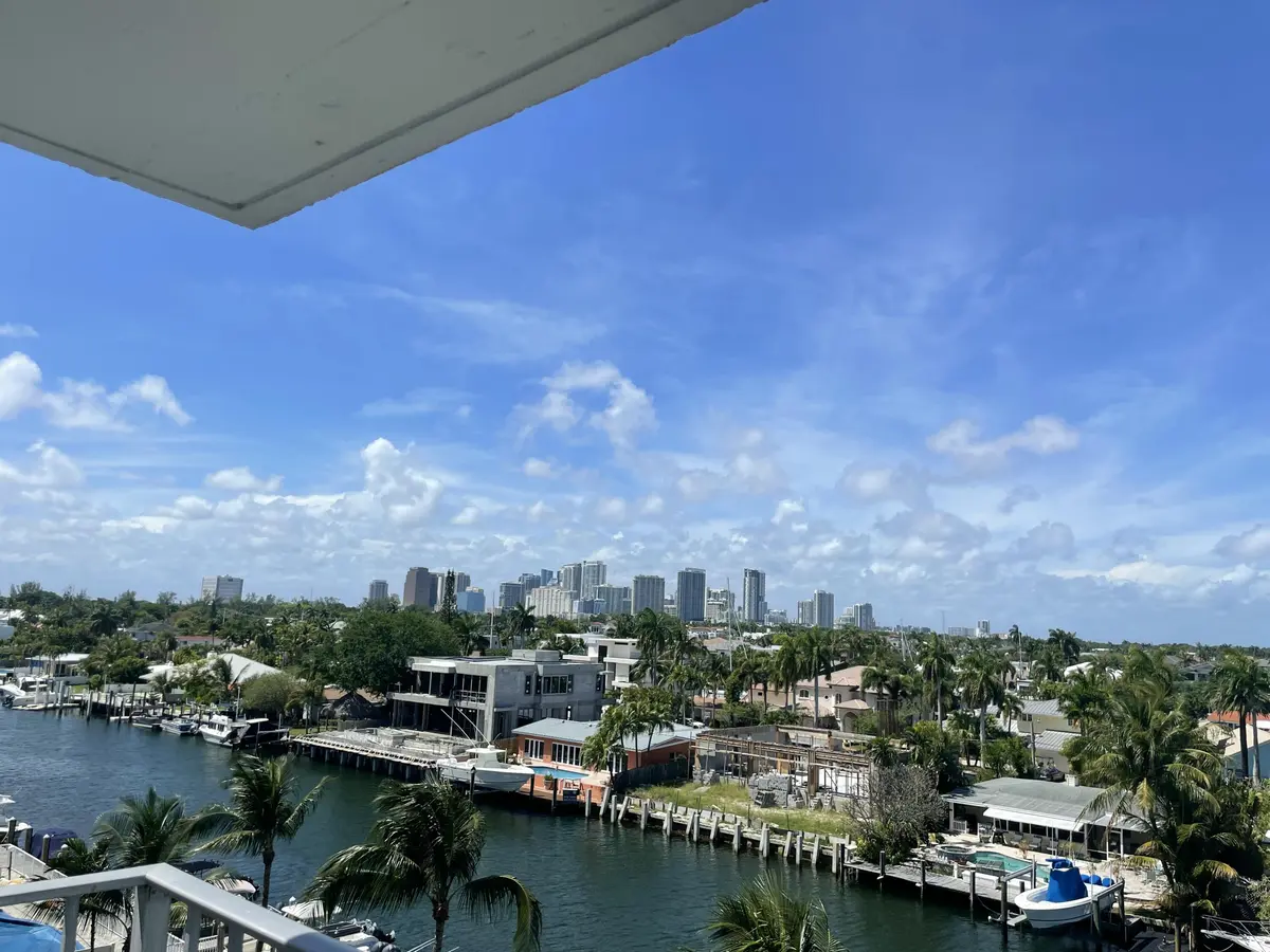 IMG_3336 at 1731 SE 15TH Street 206, Fort Lauderdale