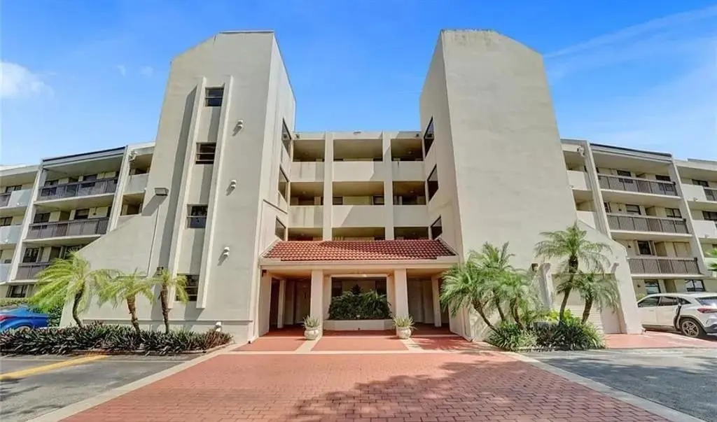 Photo 1 at 110 Lake Emerald Drive 409, Oakland Park