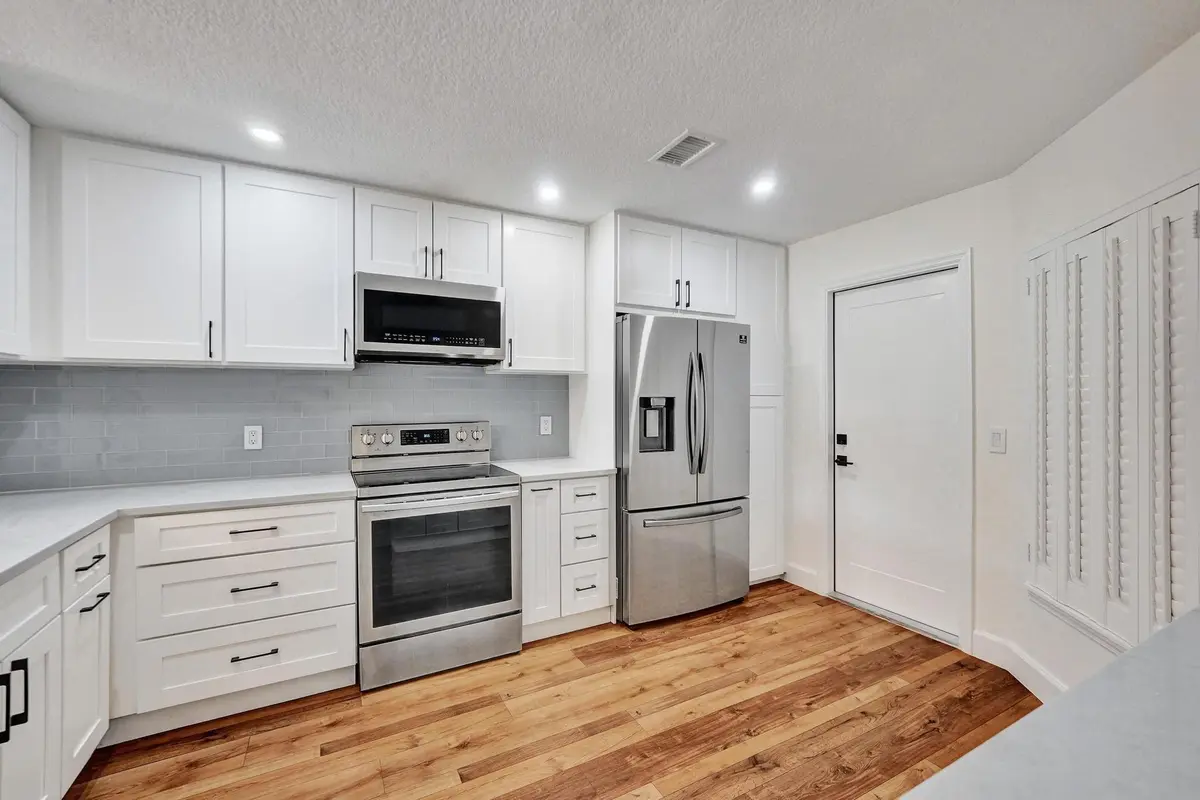 Photo 6 at 3407 Deer Creek Palladian Circle, Deerfield Beach