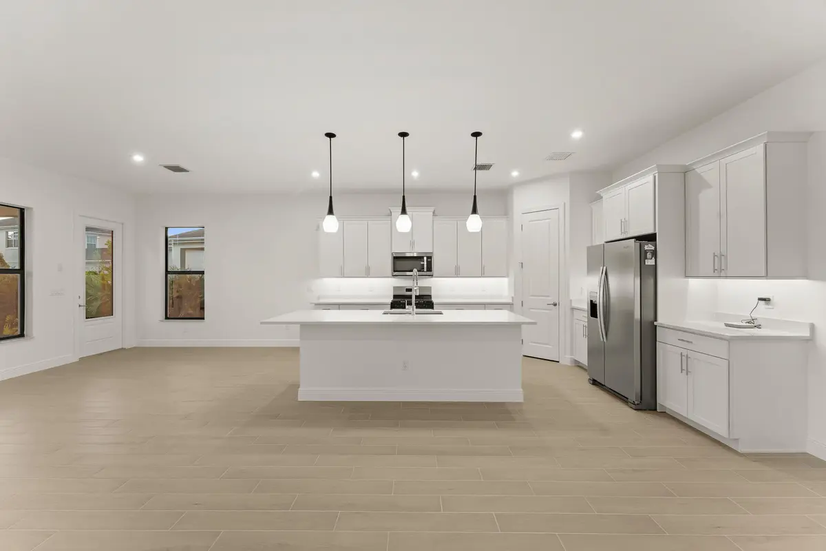 US_SEF_BALLADE_LOT 208_KITCHEN at 691 SW Backus Lane, Palm City