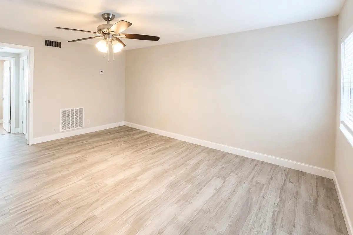 UNIT 8 ROOM at 115 SW 1st Avenue 9, Boynton Beach