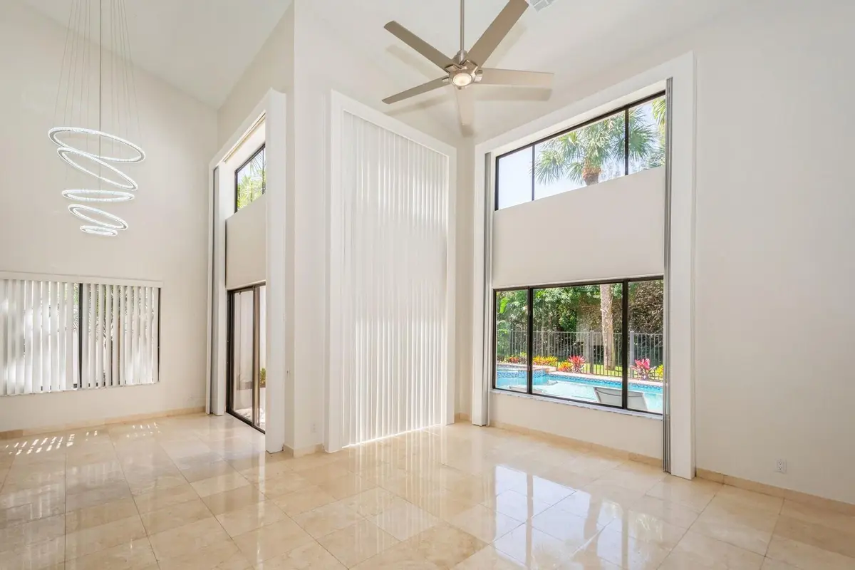 09_5504FoxHollowDr_93001_LivingRoomDinin at 5504 FOX HOLLOW Drive, Boca Raton